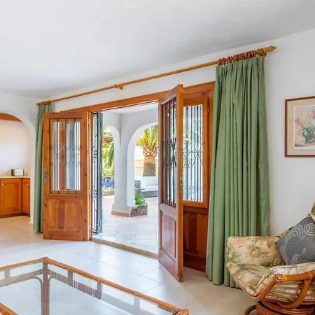 Feliz Playa Piscina Wifi Aa 8 Pax Villa Teulada